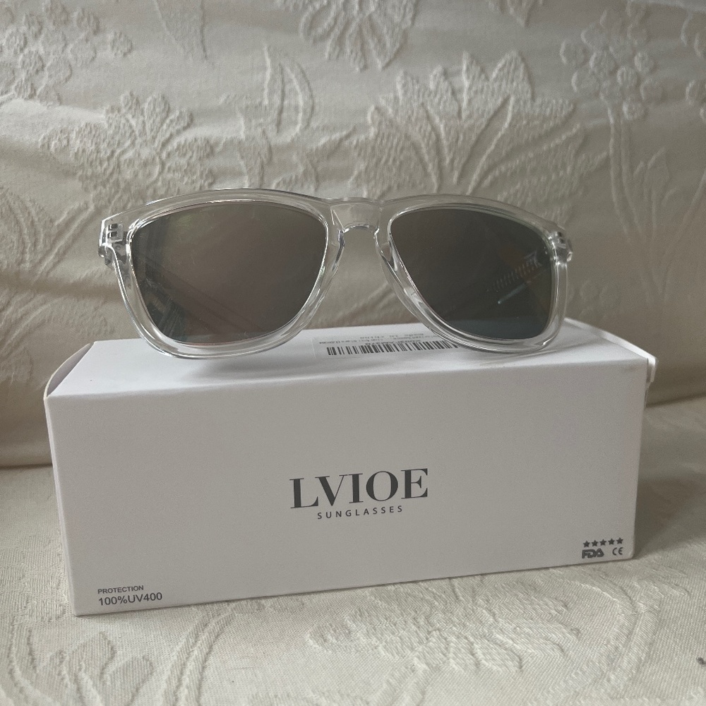 LVIOE polarized square sunglasses